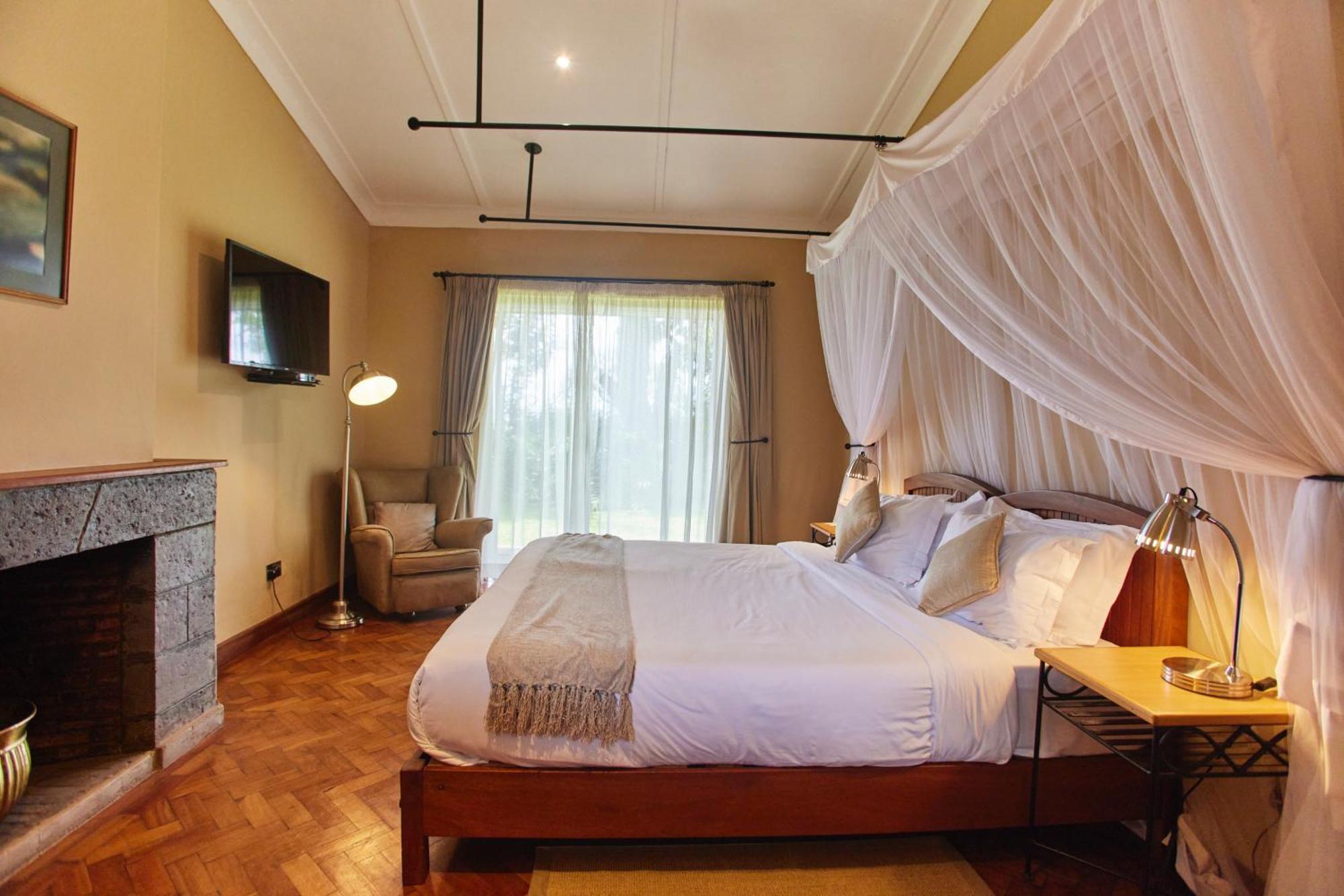 Aero Club Of East Africa Hotel Nairobi Exterior photo
